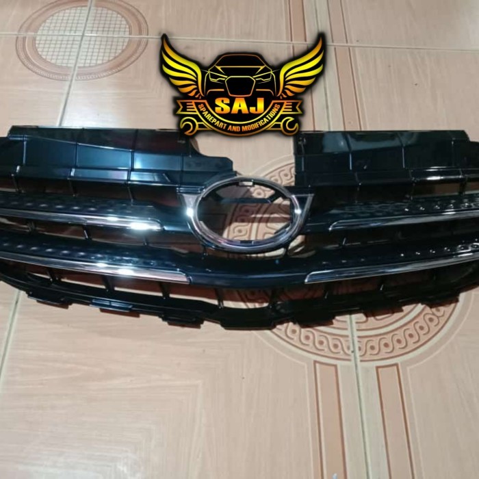 grill grille Toyota Avanza type S 2010