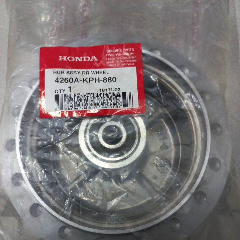 4260AKPH880 – HUB ASSY RR WHEEL, TROMOL RODA BELAKANG ASSY KHARISMA, SUPRA X 125 FI ORI AHM