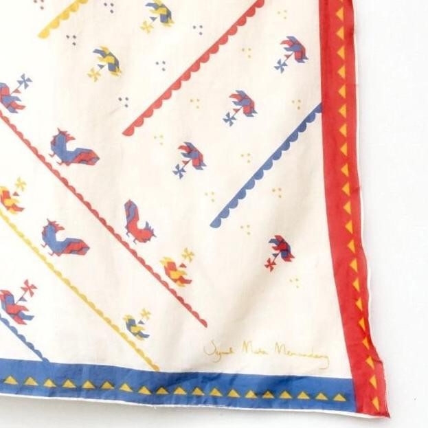 Scarf Ayam Sejauh Mata Memandang