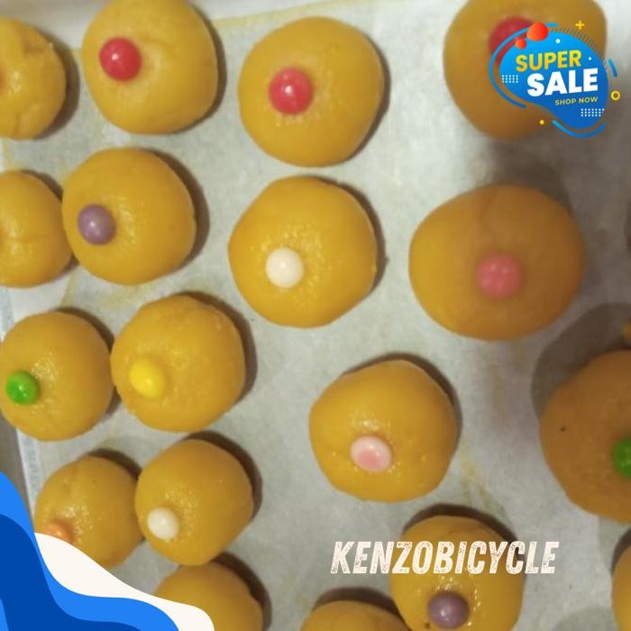 

KUE NASTAR NANAS PENTIL COKLAT WARNA WARNI 250 GR NASTAR RENYAH BEST PRODUK