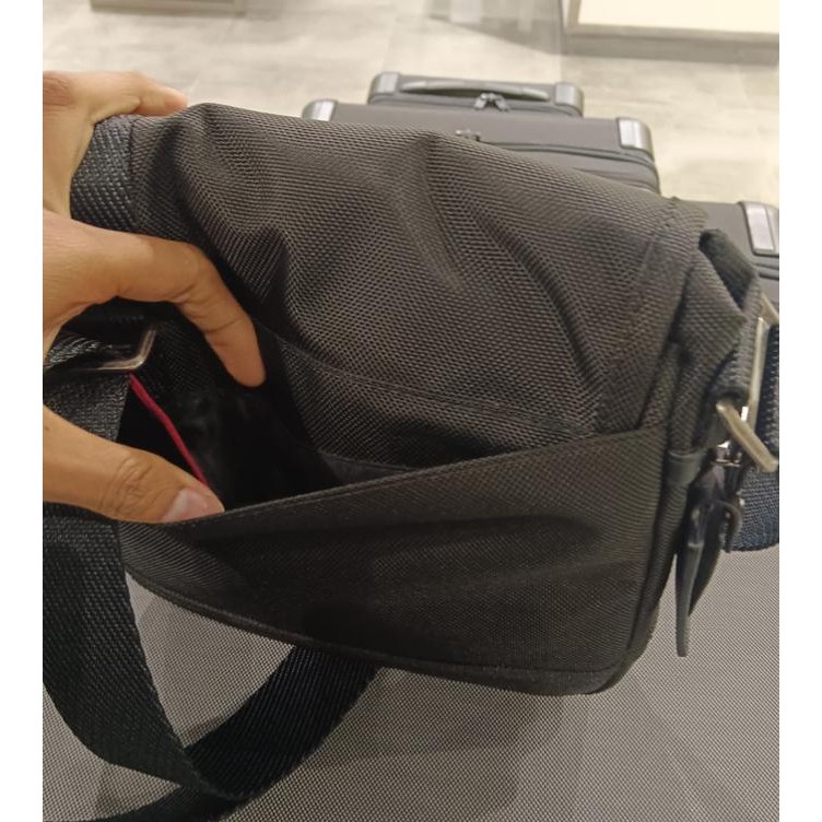 Grosir Tumi  Alpha Bravo Kerby Crossbody Bags - Black