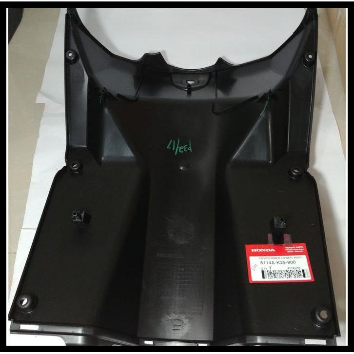 BODY TENGAH  LEGSIL TENGAH BEAT FI 2013 2015 ORIGINAL HONDA