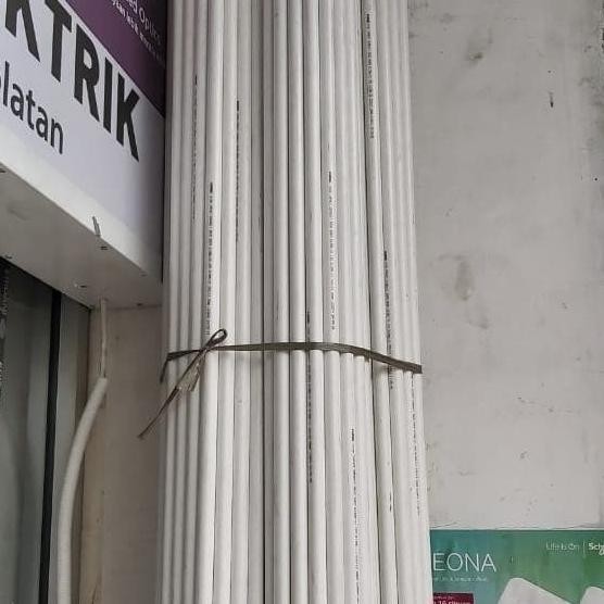 Pipa Conduit LEGRAND 20mm Putih dan Hitam
