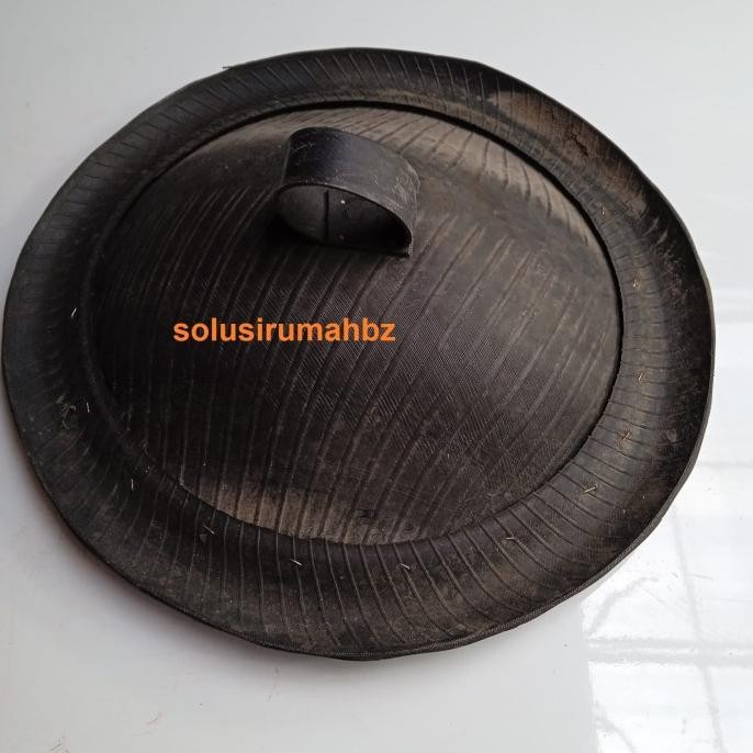 Ready stock] TUTUP SAJA UNTUK ATASNYA SAJA PENUTUP TEMPAT SAMPAH KARET BEKAS DARI BAN TEMPAT BAK TON