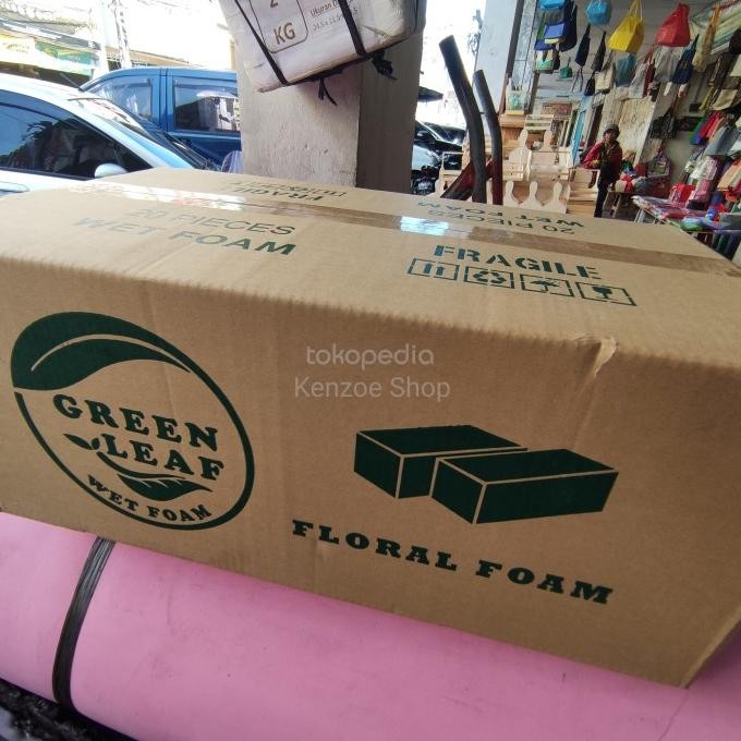 

TERBARU - Floral Foam Busa Bunga Basah Wet Foam GREEN LEAF JUAL PER DUS ISI 20