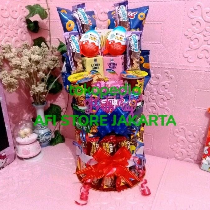 

Tower Snack Ultah / Snack Tart Ultah jumbo/ Kue Ulang tahun Snack Tart Terlaris