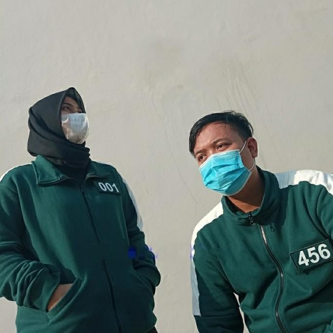 

Terlaris! Jaket + Celana Squid Game