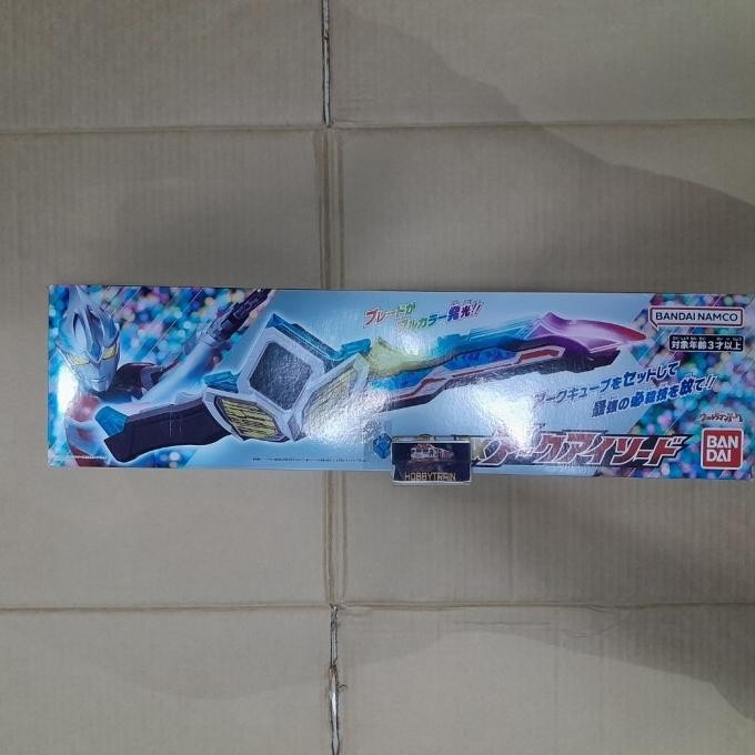 ULTRAMAN ARC DX ARC ISOARD FIGURE