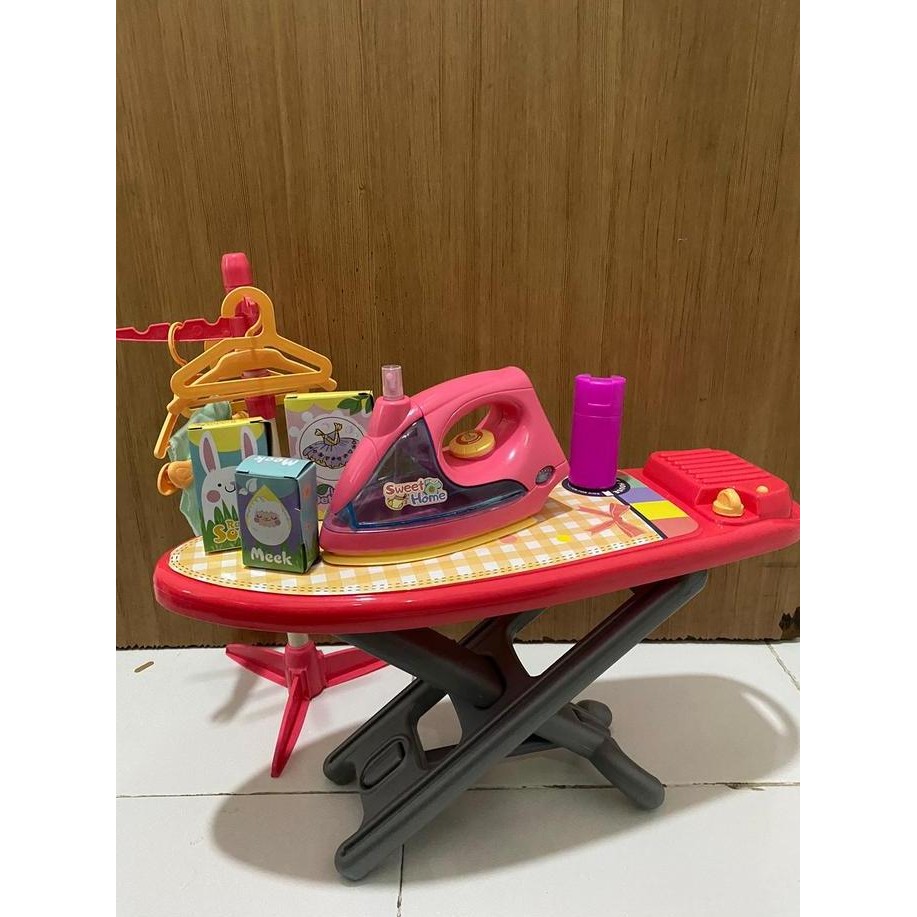 MAINAN ANAK PEREMPUAN MEJA SETRIKA BESAR SWEET HOME SET MAGICAL IRON / MAINAN SETRIKA ANAK 7928 2904
