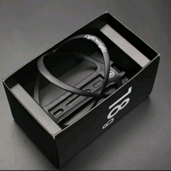 LIGHTWEIGHT BOTTLE CAGE CARBON - TEMPAT BOTOL MINUM SEPEDA