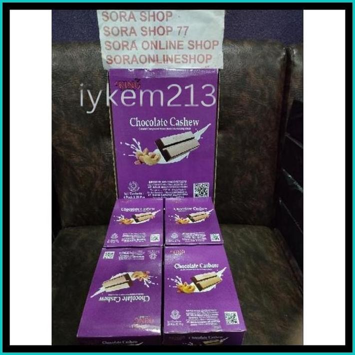

1 DUS = 4 KOTAK CHOCOLATE CASHEW / HAZELNUT D'KING