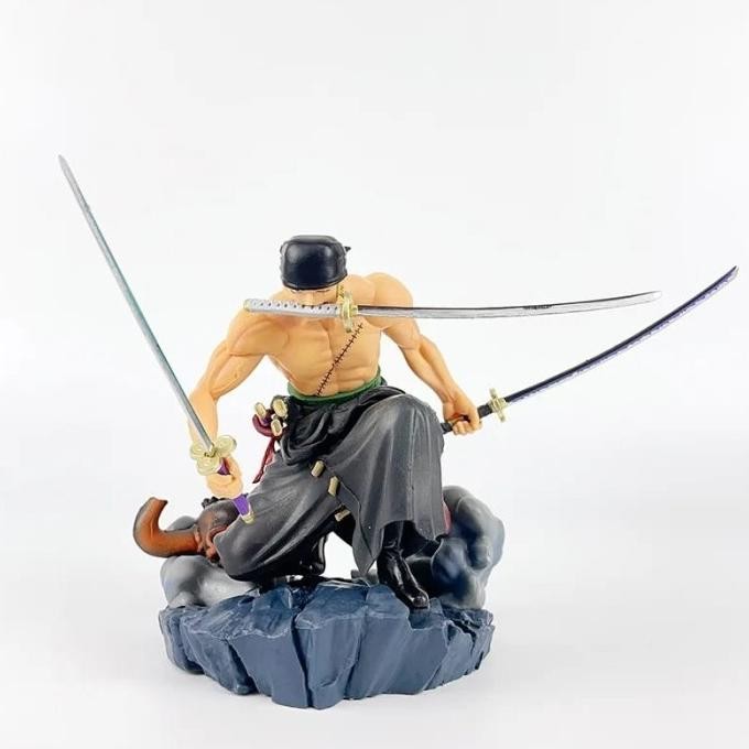 ACTION FIGURE ANIME ONE PIECE RORONOA ZORO SHF