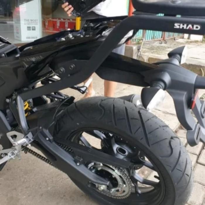 Bracket Yamaha Mt 15 Mt15 Original Shad Box Braket Motor Original Dan Terpercaya