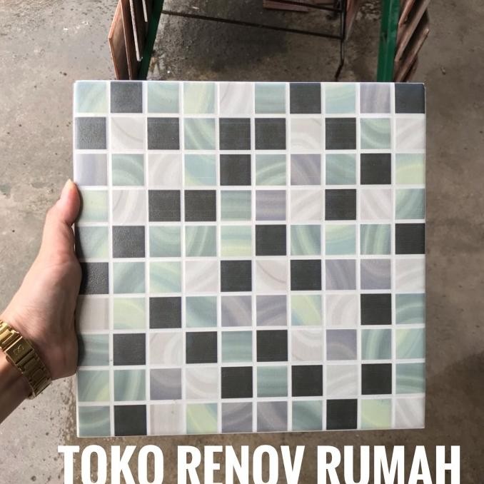 keramik mozaik dinding 25x25/ keramik dapur/ keramik kamar mandi