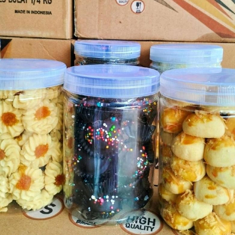 

Paket Hampers Nastar isi 3Toples 800mill Packing dus & bubelwrap tebal di kirim maksimal 2-3hari setelah co