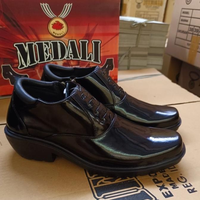 Sepatu MEDALI K277,Mengkilap Sepatu kerja/sepatu kantor/PDH/POLRI/TNI