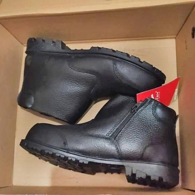 Safety Shoes Cheetah 2102 H / Sepatu Safety Cheetah Original