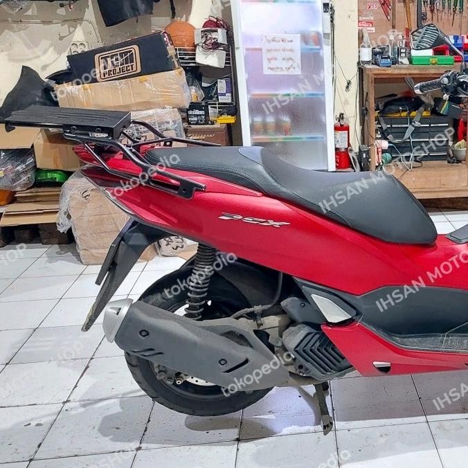 Bracket Braket Box Motor KUCAY Geser Honda New All PCX 150 Lokal