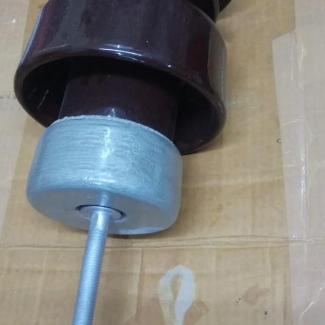 Isolator Tumpu 20Kv 20 Kv Keramik / Isulator / Insulator 20Kv Keramik - Asli