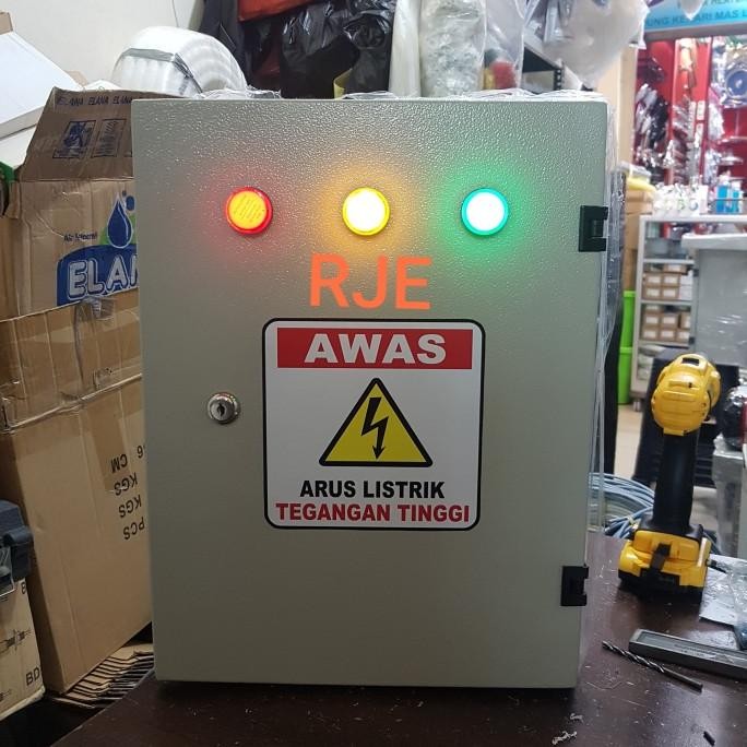 Terjangkau Panel 3 Phase Komplit Box Ukuran 30X40Cm Indoor