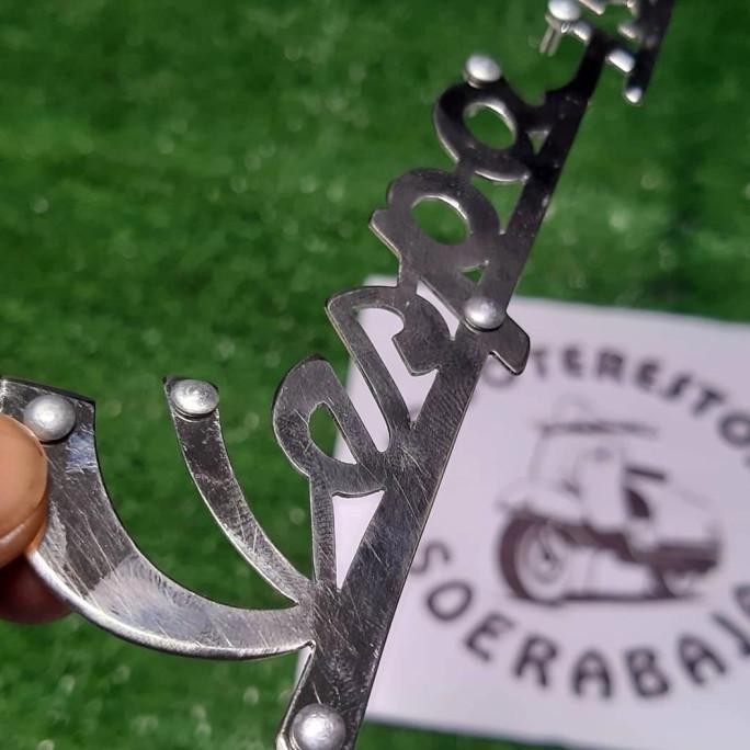 EMBLEM VESPA 150 (TAHUN TUA)