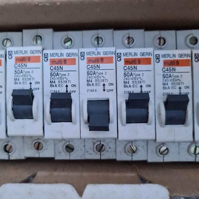 Miliki Mcb Merlin Gerin Multi9 C45N C50 50A 1P 21840