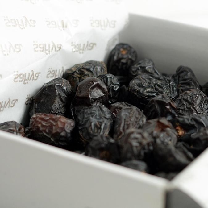 

Promo Kurma Ajwa 500 Grams Quality Premium Kurma Nabi Asli Madinah