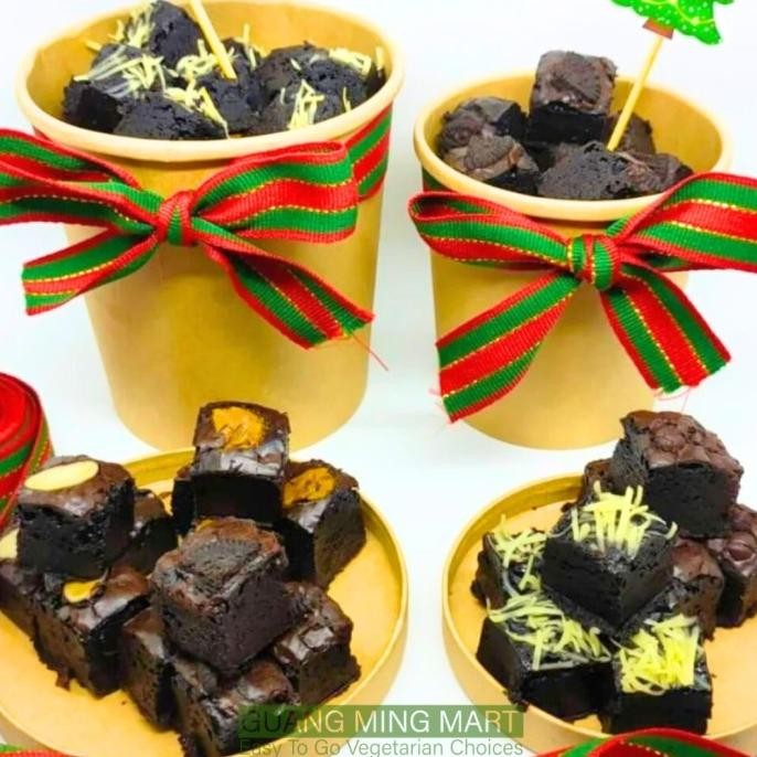 

Grosir Brownies Hampers Vegetarian Isi 25Pcs, Isi 16Pcs, Isi 12Pcs | Brownies Bites Parcel Vegetarian Cup Besar & Kecil