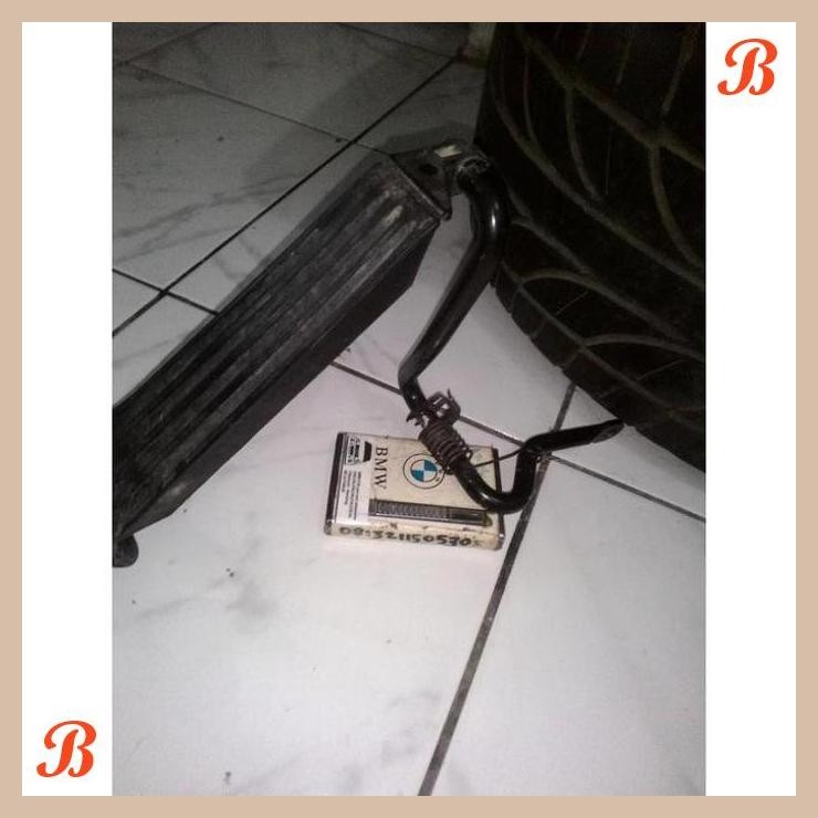[BSB] PEDAL GAS PER DAN BESI DUDUKANNYA BMW 318 E36 M43