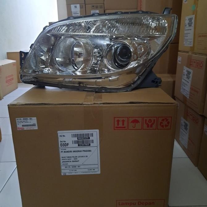 // Headlamp / Lampu Depan Terios Rush 2011 2012 2013 2014 Original