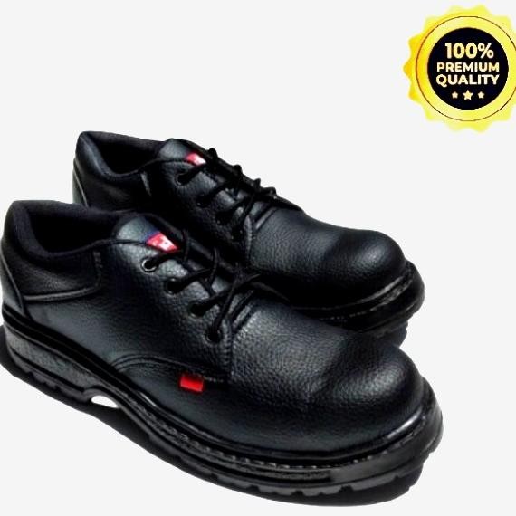 Diskon sepatu safety pria Sepatu boots Pria