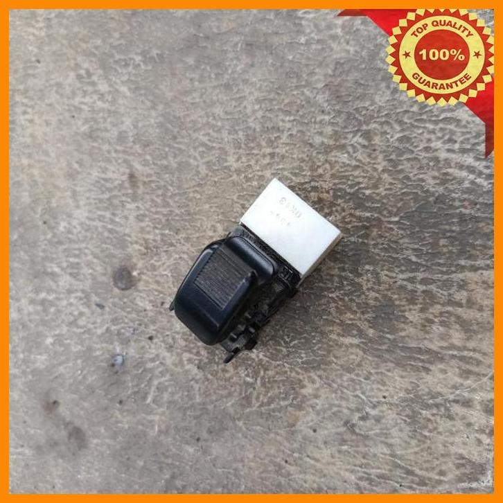[SMB] SWITCH SAKLAR TOMBOL POWER WINDOW KACA PINTU PENUMPANG AVANZA XENIA LAMA ORIGINAL COPOTAN