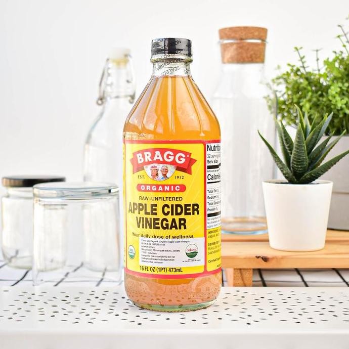 

STOK TERBATAS BRAGG APPLE CIDER VINEGAR ( CUKA APEL ) 473 ML NATURAL