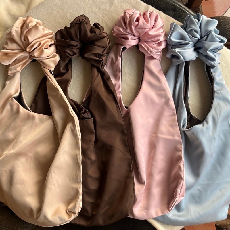 2-in-1 reversible jumbo silk satin Scrunchie Totebag | shoulder bag hobo bag hand bag | Kunciran ram