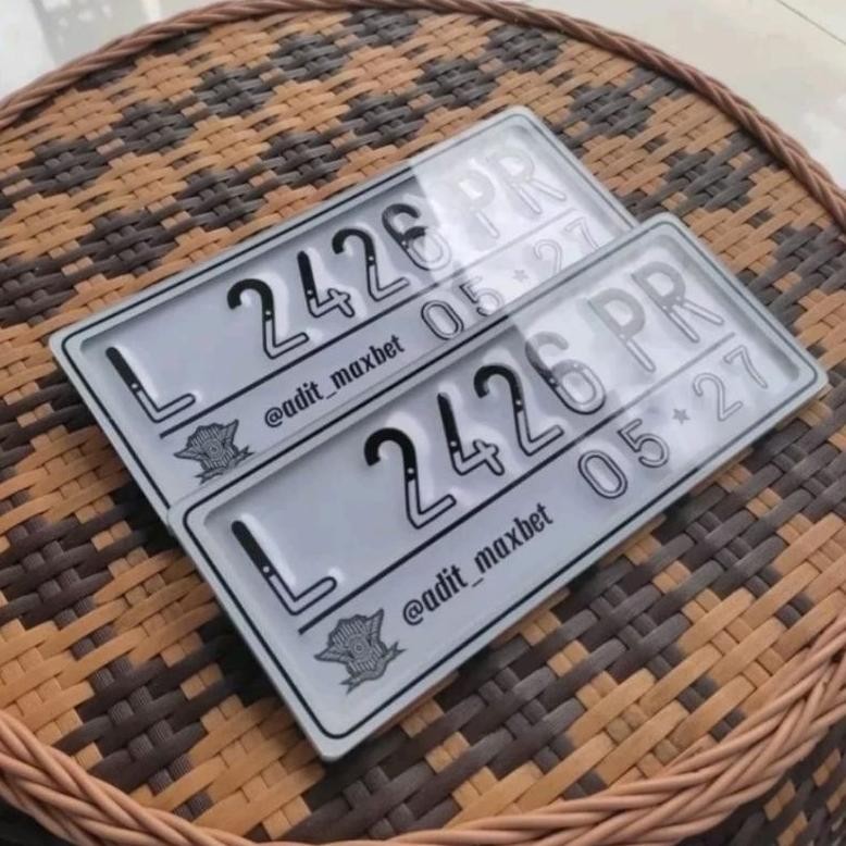 plat nomor motor lapis mika akrilik variasi baut tanam putih hitam cb tiger mega pro vixion R15 cbr 