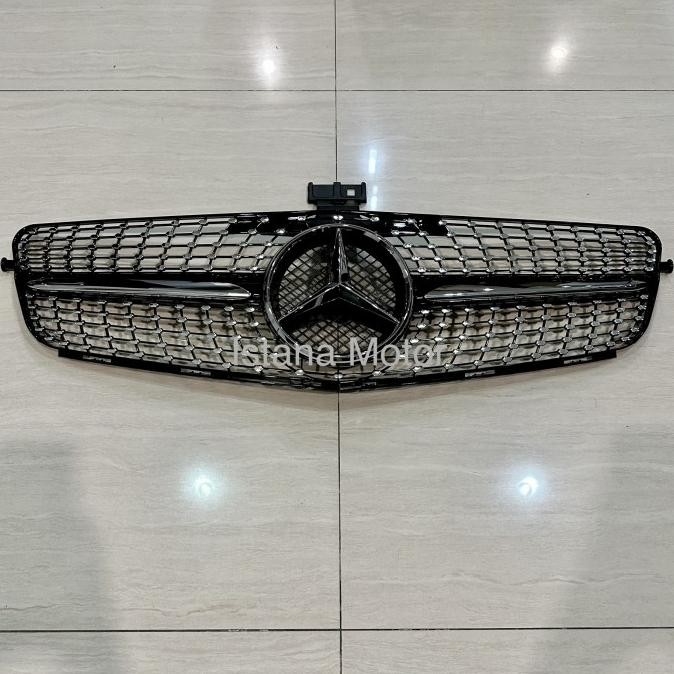 Bisa Grab Grill Diamond Mercedes W204 Black With Emblem Logo