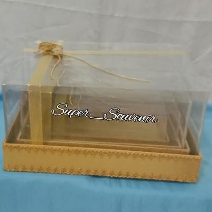 

ready !!! Kotak/Hantaran mika List Rantai,dan Bunga