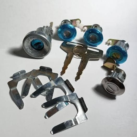 TERMURAH - Carlock Set Kunci Pintu Kontak Taft GT Rocky Feroza (Harga Per 1Set)