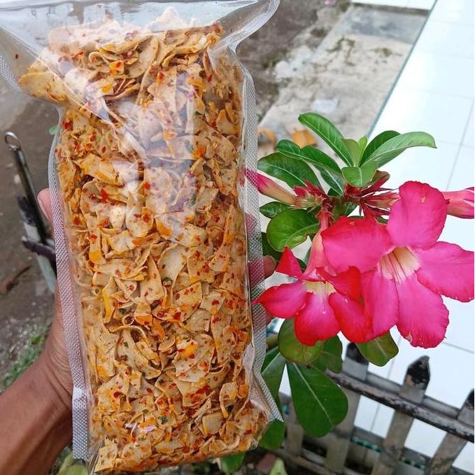 

[PO] basreng daun jeruk pedes 500grm Food Snacks