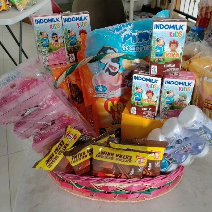 

paket snack komplit Makanan Gift
