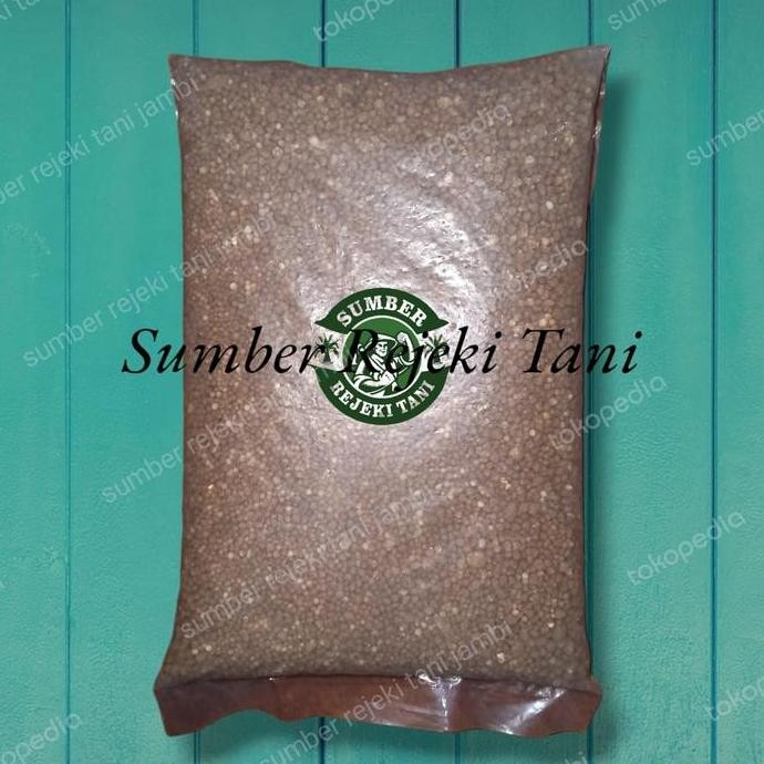 

Terlaris Npk 15.15.6.4 Repack 1Kg