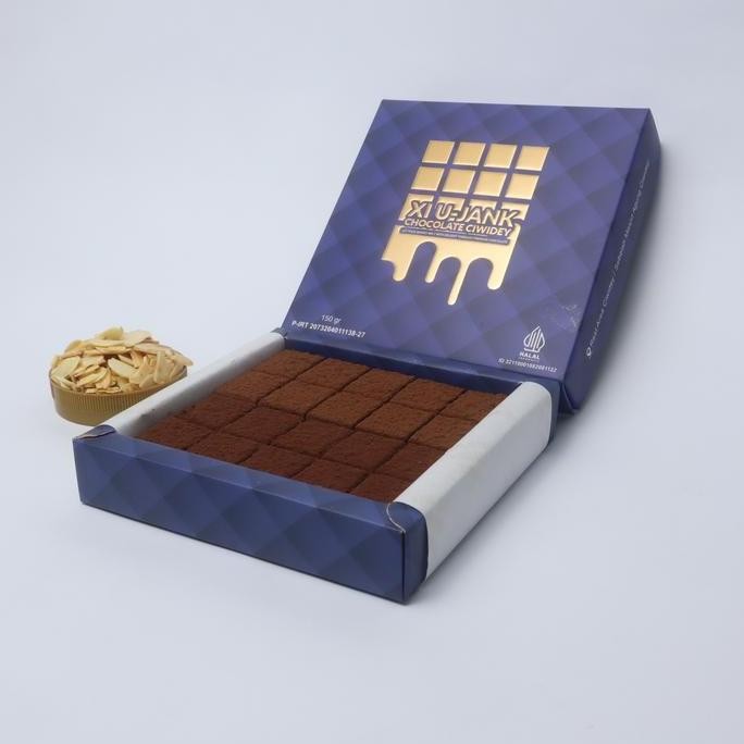 

HIW XIUJANK NAMA CHOCOLATE MIX DARK & KACANG ALMOND