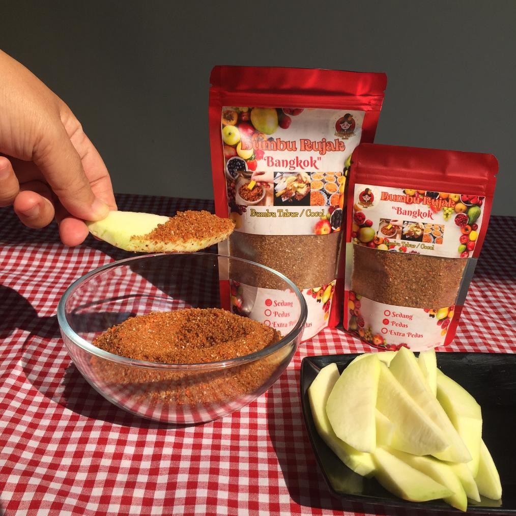 

Bumbu Rujak Bangkok 200 Gr Halal - Cocol Pedas Asinan Mbok Centil nUg