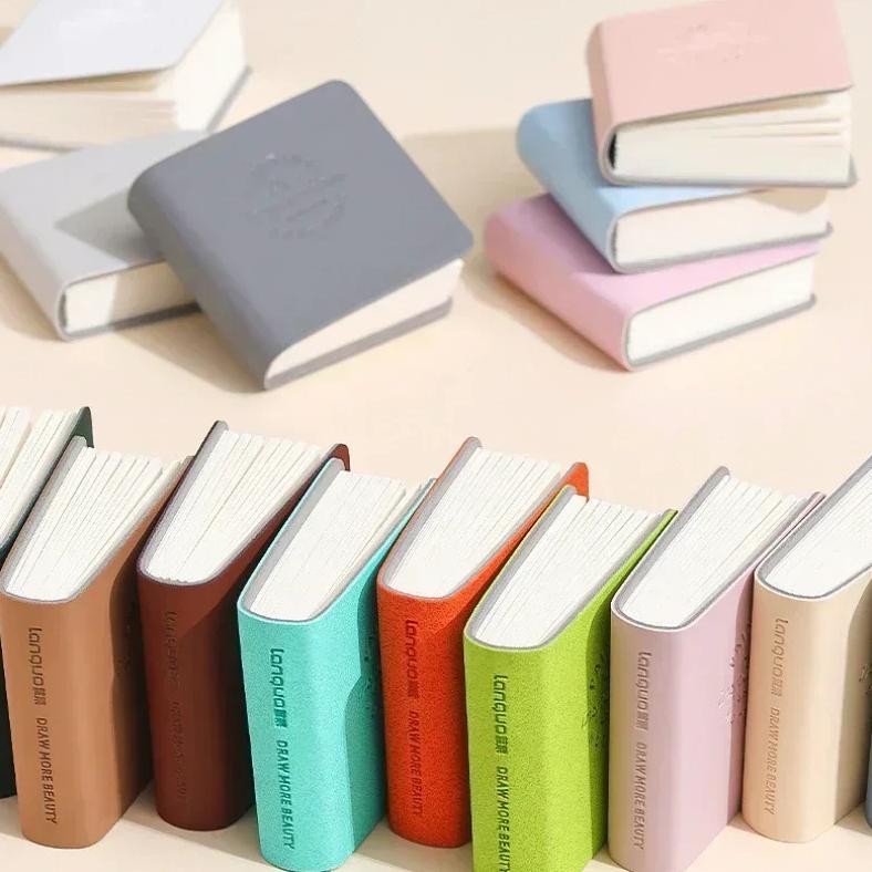 

3Pcs/Pack Mini Drawing Book Square Watercolor Sketchbook Thick Paper Gsm 200G 3 Book Painting Paper Work Relaxation Art Supplies