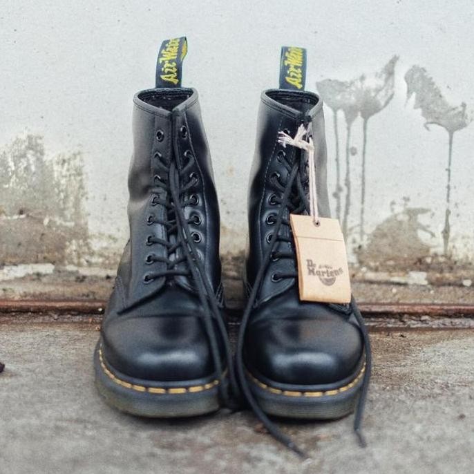 Dr martens 1460 black smooth