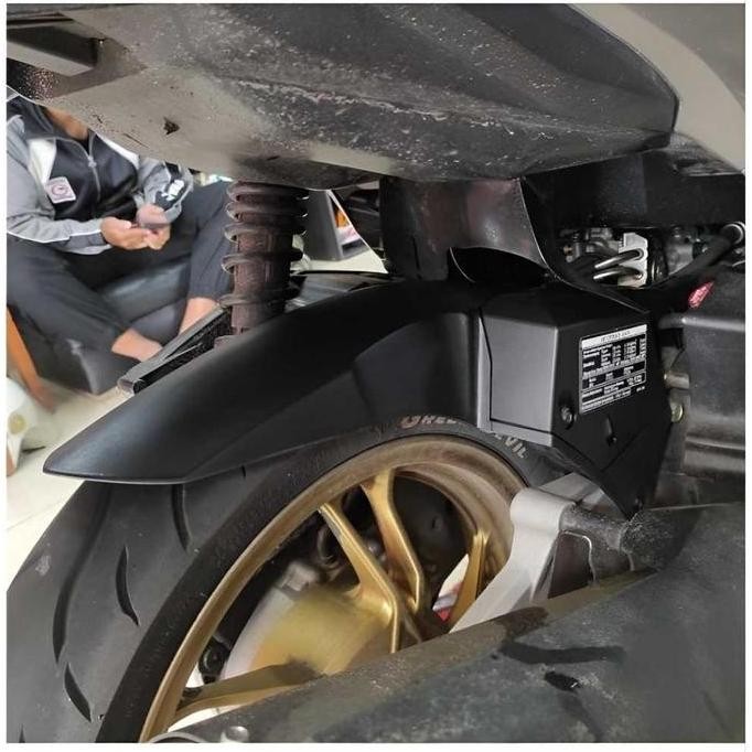 Murah Hugger Spakbor Kolong Click Vario 125/150 Led Old New Hugger Airblade