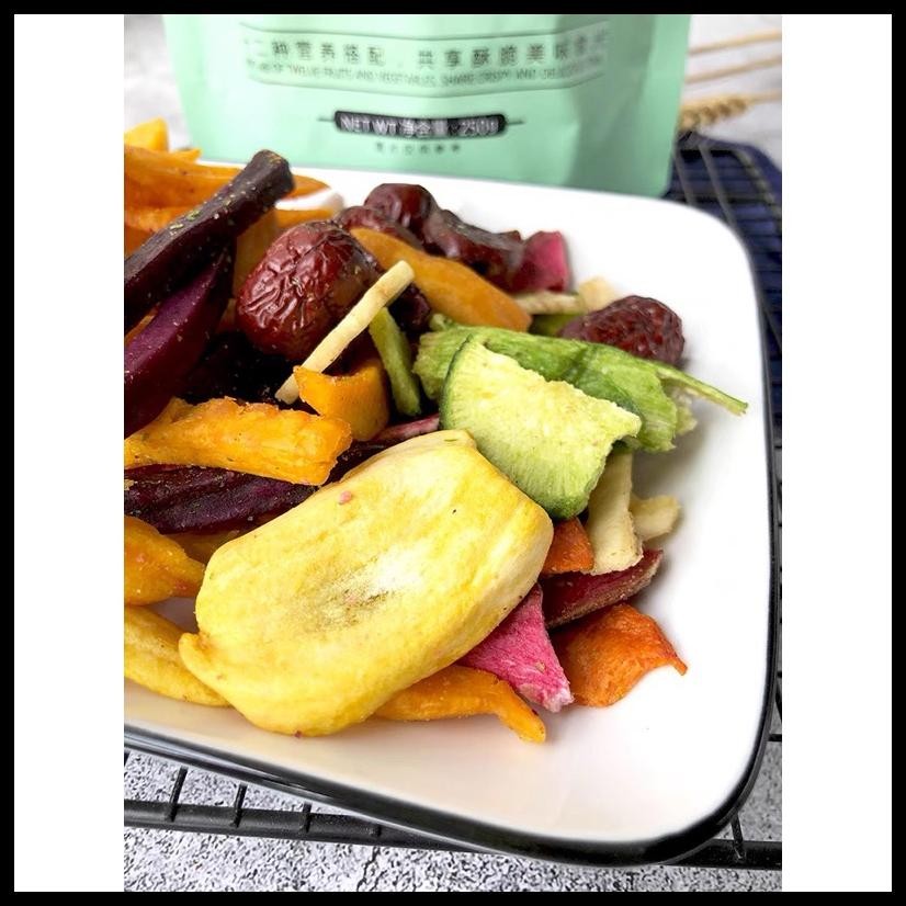 

SNACK SAYURAN 250 GR CRISPY BUAH KERING CEMILAN SEHAT 12 MACAM LEISURE