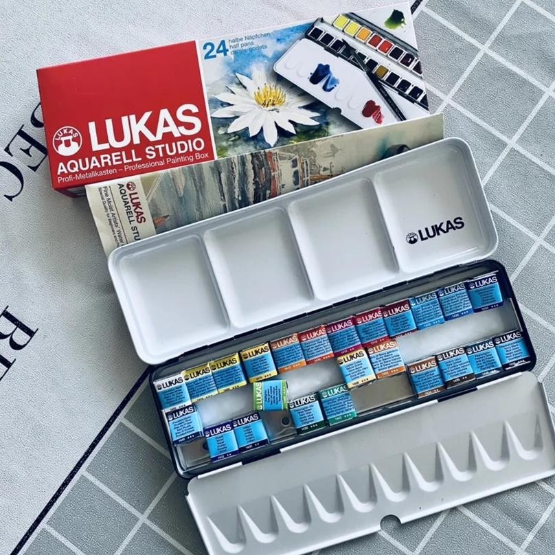 

Lukas Solid Watercolor Paints 24 Colors Transparent Watercolor Brush Sketching Portable Palette Metal Box Drawing Supplies