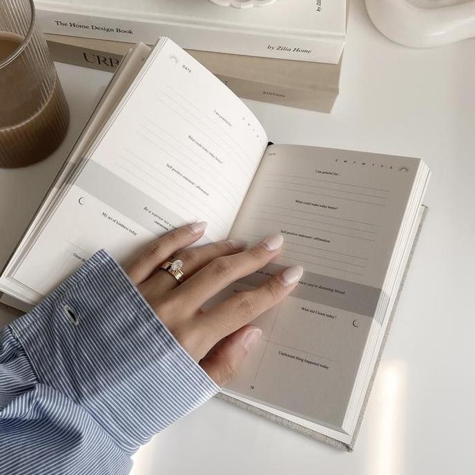 

Gratitude Journal / Linen Journal Notebook / 5 Minutes Journal