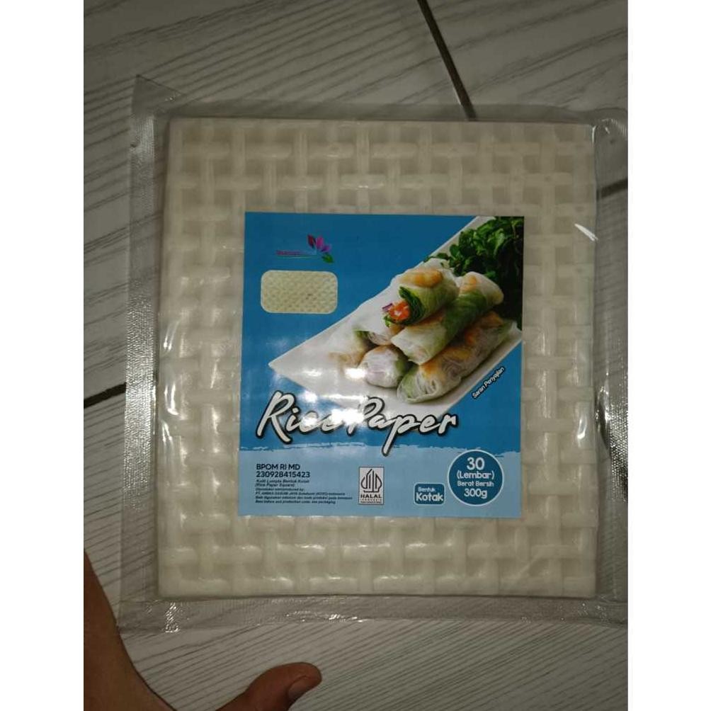 

Ready Rice Paper Kotak 300 G Isi 30 Lembar - Banh Trang 22Cm - Kulit Lumpia Vietnam- Rice Roll- Salad Wrap